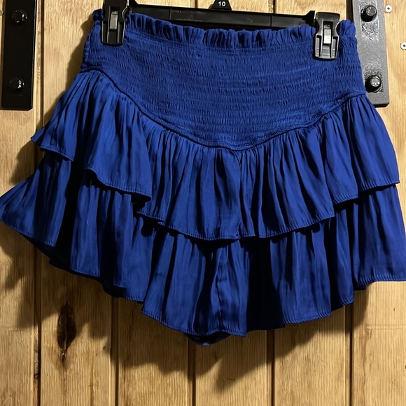 PO: Women’s Skort. - Picture 2 of 2